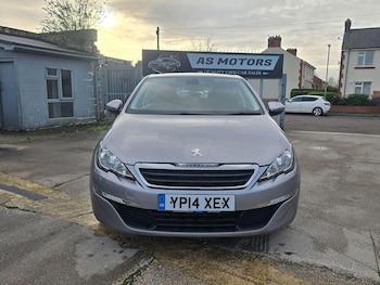 Used Peugeot 308 2014 for sale - 76936077: Photo