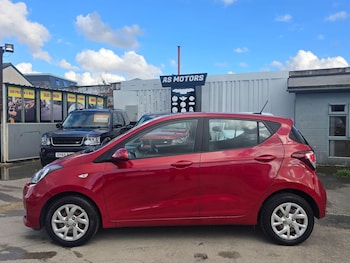 Used Hyundai i10 2018 for sale - 78291459: Photo
