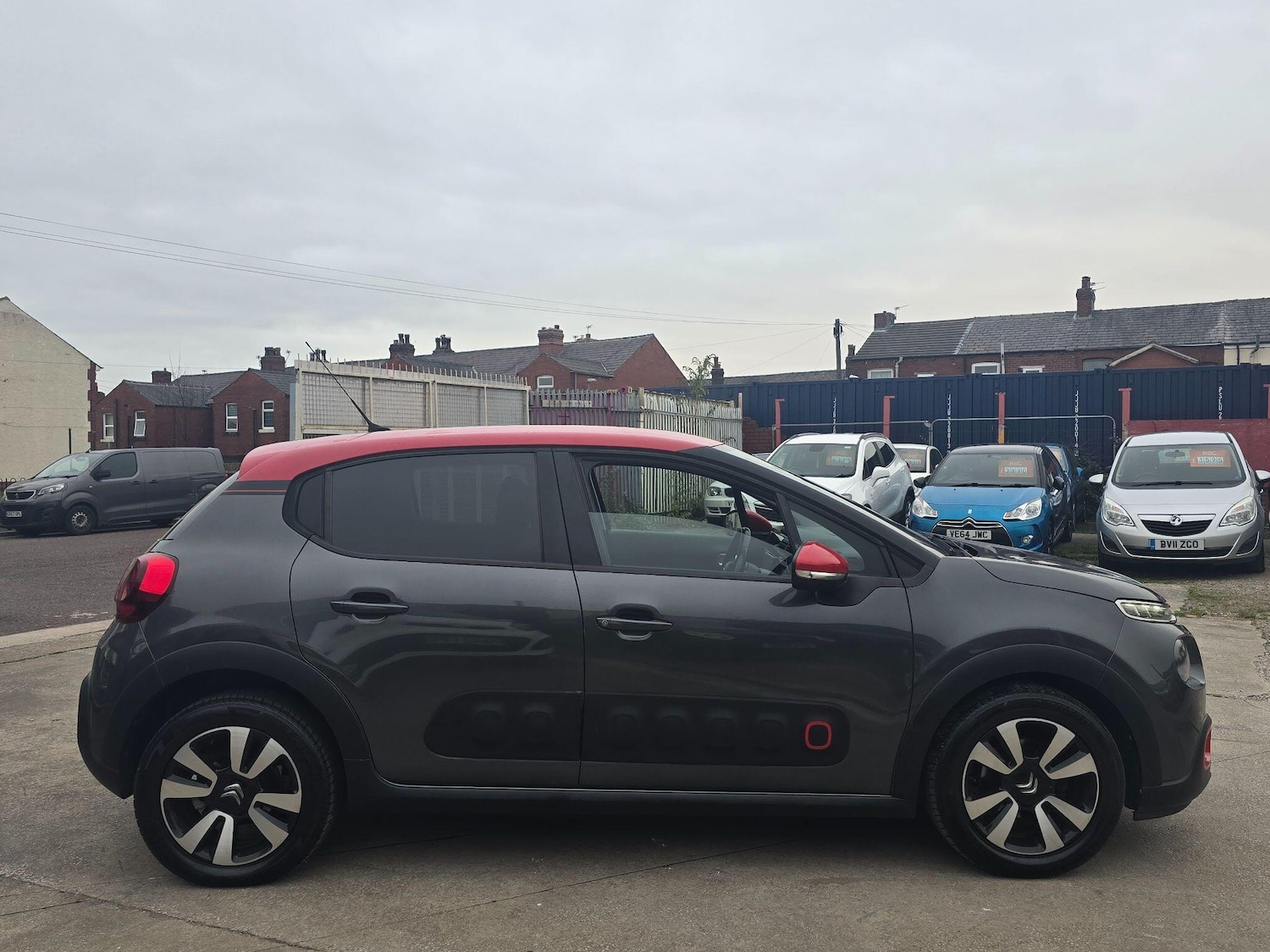 Used Citroen C3 for sale - 76995970: Photo 8