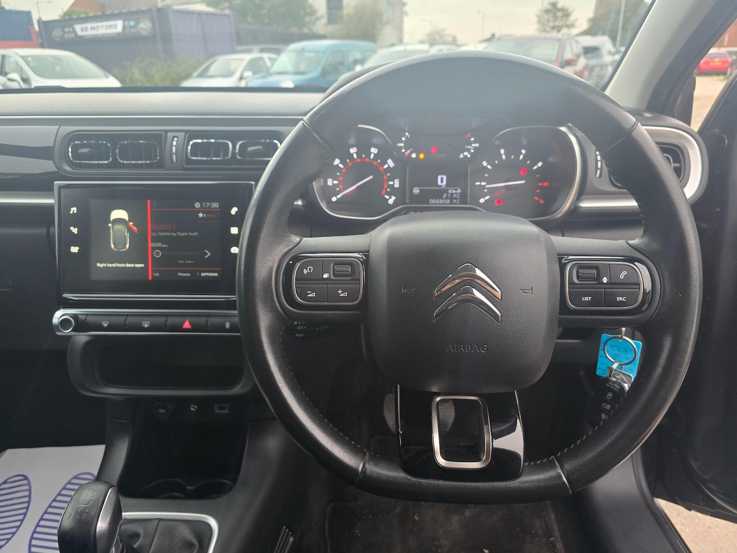 Used Citroen C3 for sale - 76995970: Photo 9