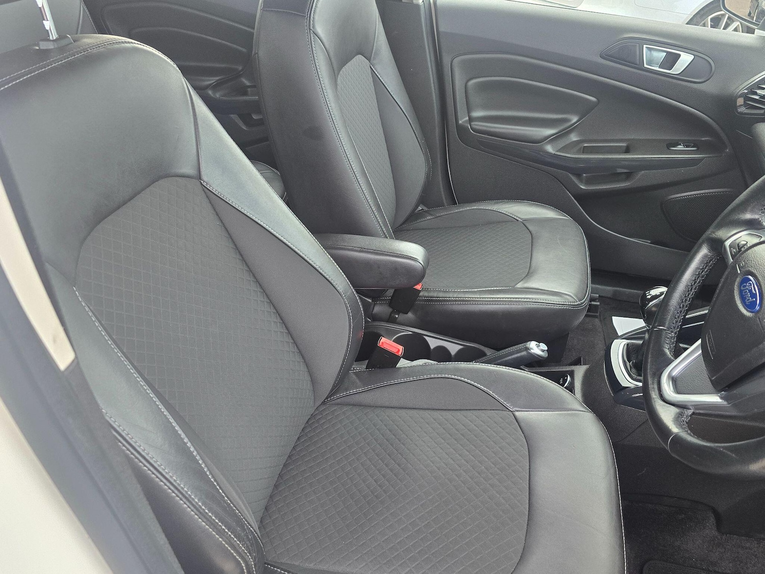 Used Ford Ecosport 2016 for sale - 78057681: Photo 12