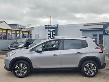 Used Peugeot 2008 2016 for sale - 79831405: Photo