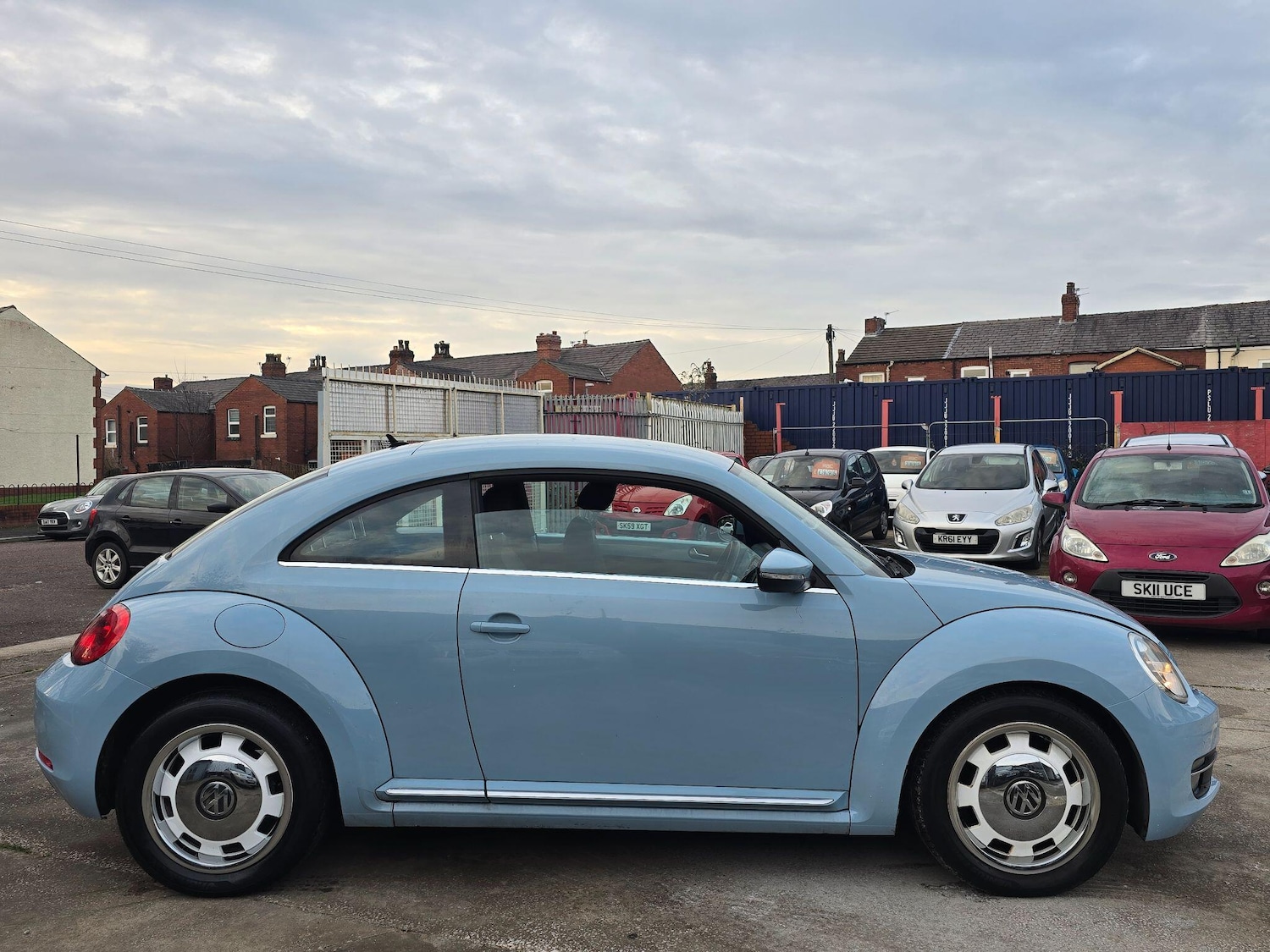 Used Volkswagen Beetle 2012 for sale - 76657680: Photo 8