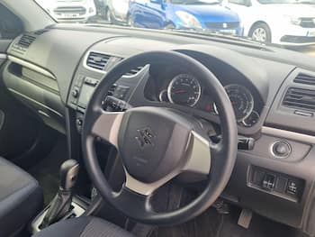 Used Suzuki Swift 2013 for sale - 79680853: Photo