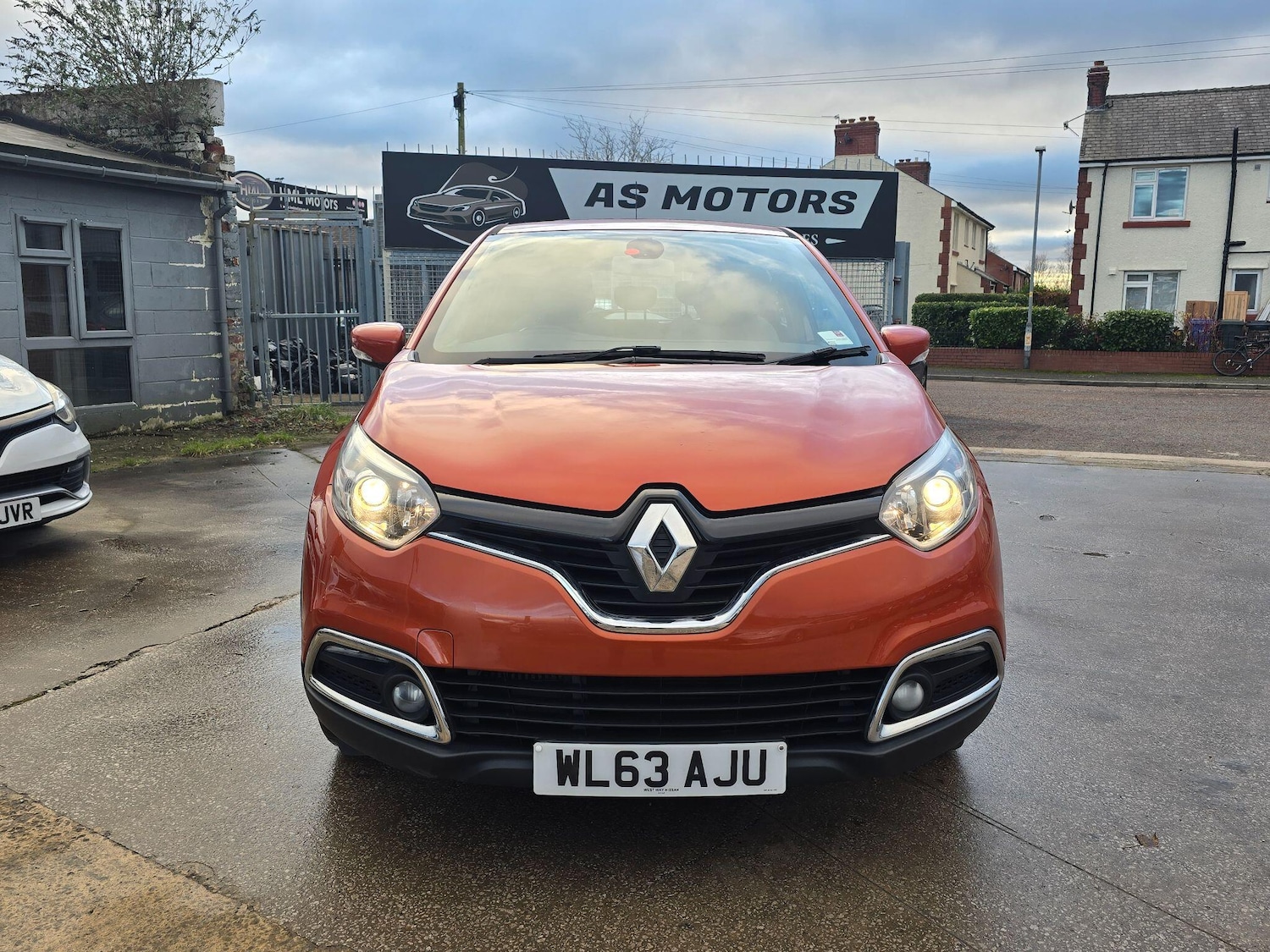 Used Renault Captur 2014 for sale - 77050212: Photo 2