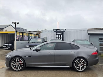 Used Jaguar XF 2016 for sale - 78613074: Photo