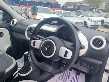 Used Renault Twingo 2016 for sale - 78481152: Photo