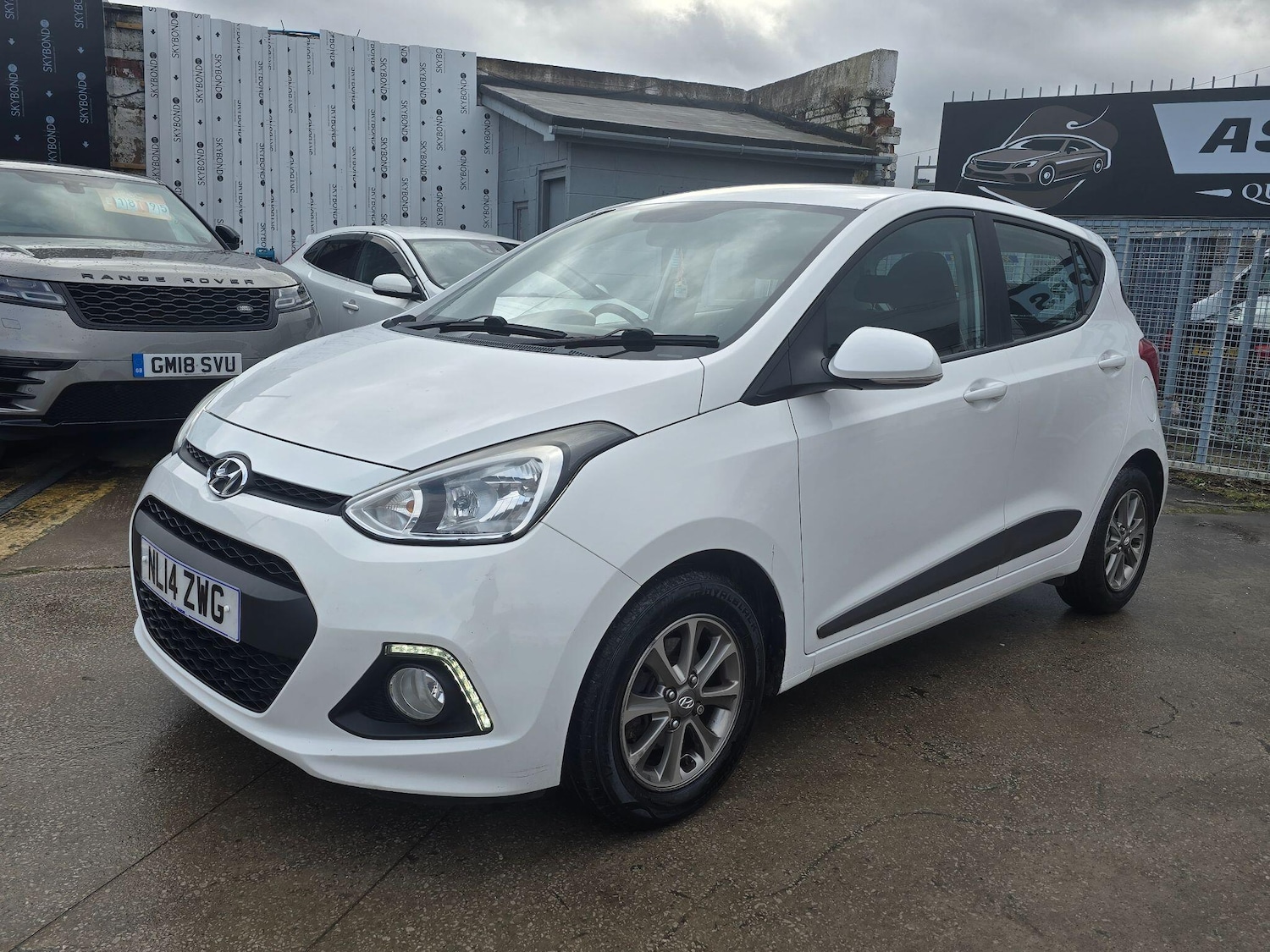 Used Hyundai i10 2014 for sale - 77395889: Photo 3