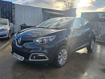 Used Renault Captur 2013 for sale - 77049930: Photo