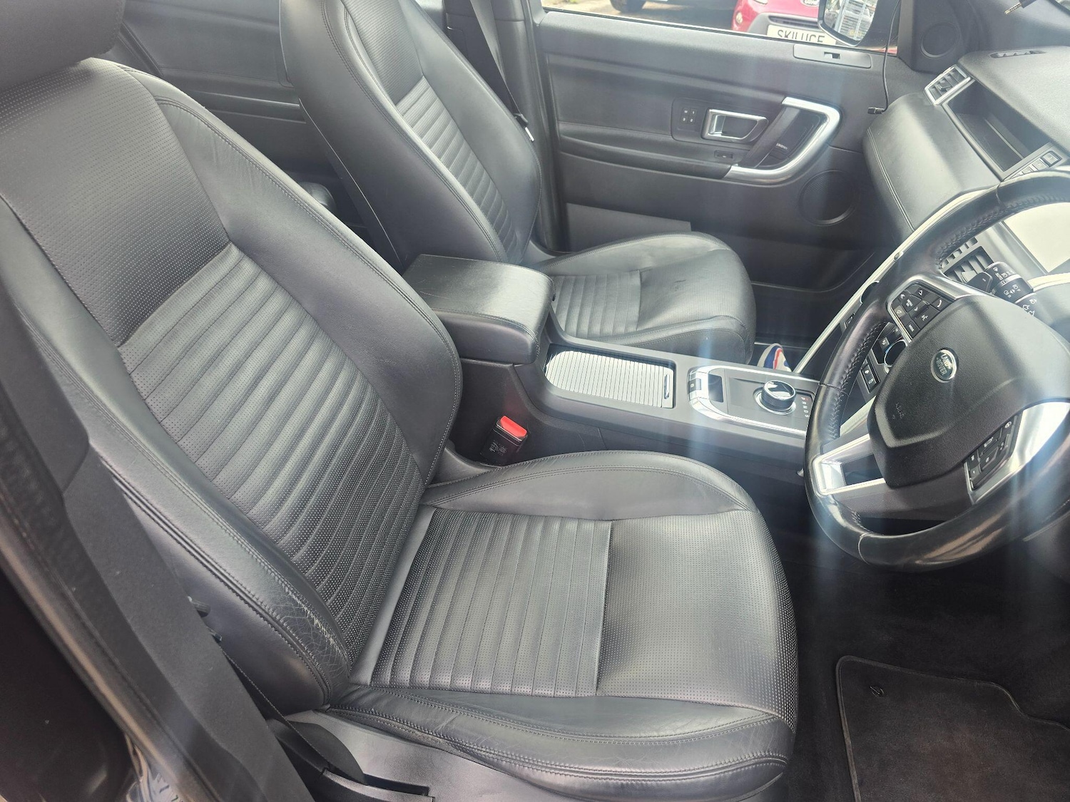 Used Land Rover Discovery Sport 2017 for sale - 76371634: Photo 12