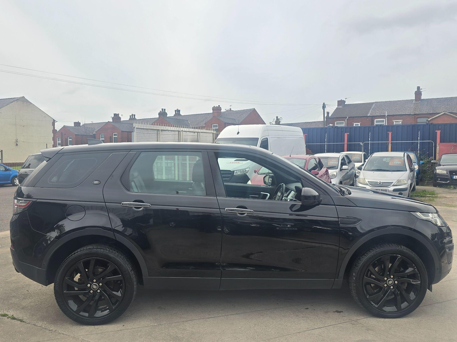 Used Land Rover Discovery Sport 2017 for sale - 76371634: Photo 8
