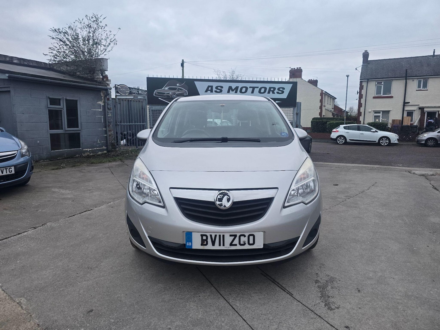 Used Vauxhall Meriva 2011 for sale - 76370621: Photo 2