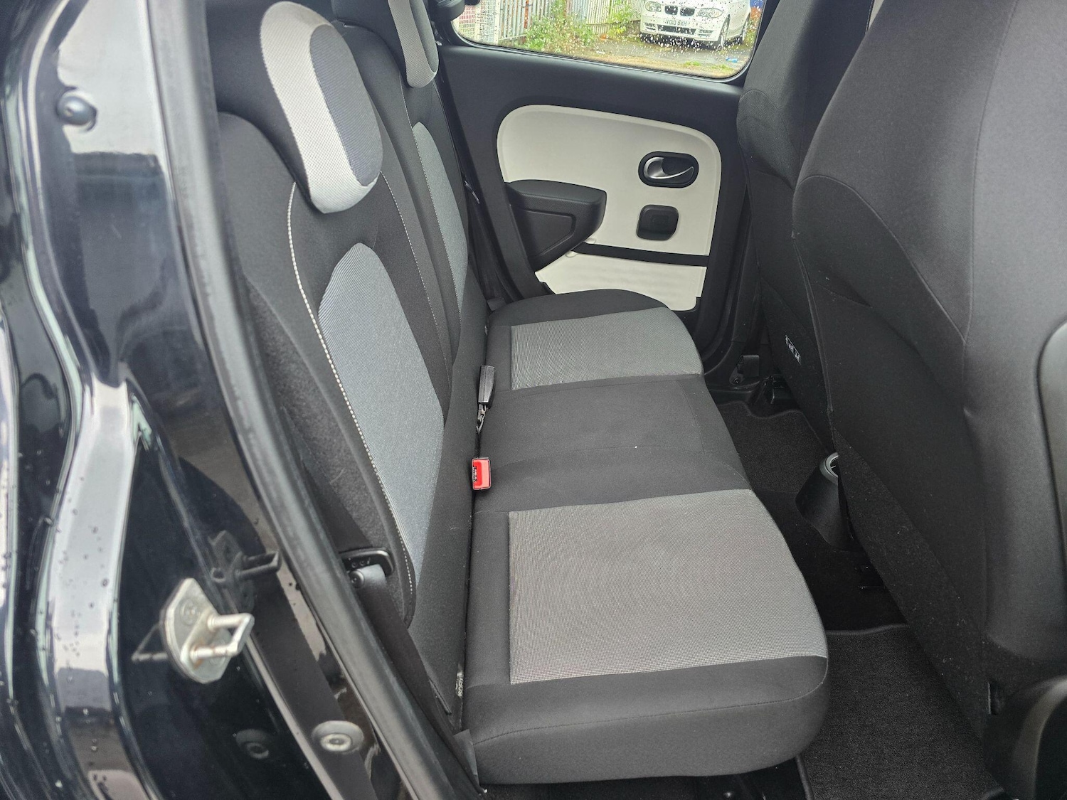 Used Renault Twingo 2015 for sale - 76432824: Photo 13