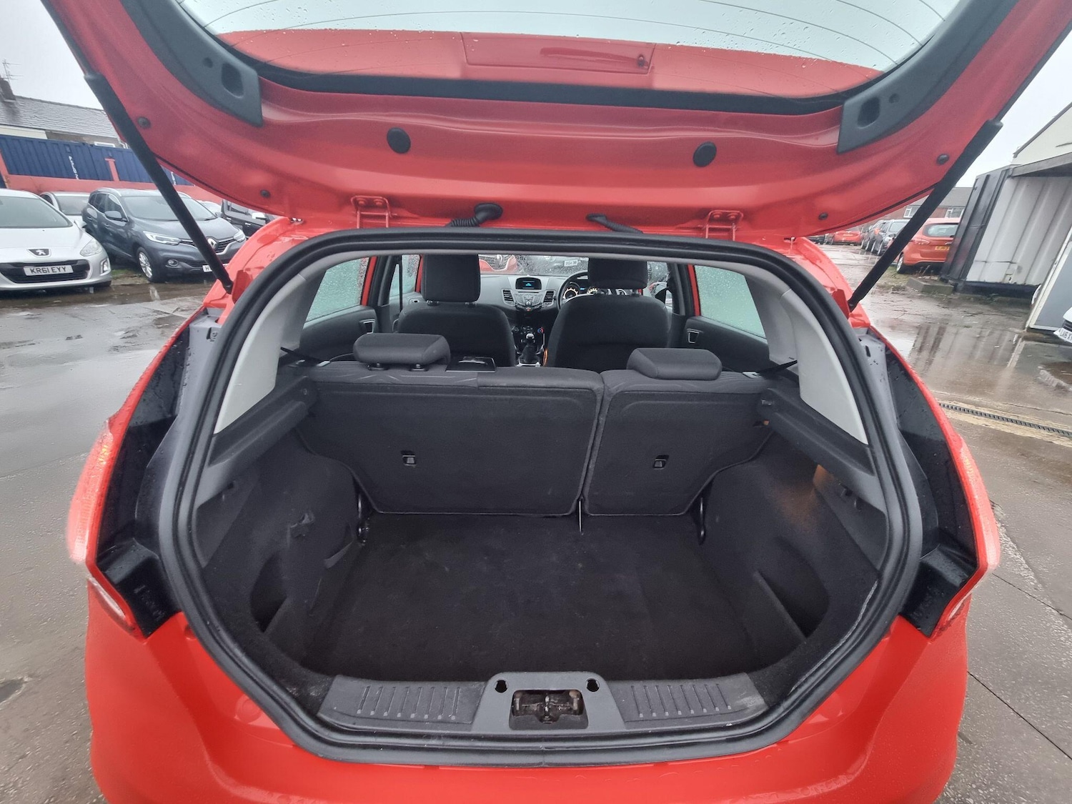 Used Ford Fiesta 2015 for sale - 76953171: Photo 12