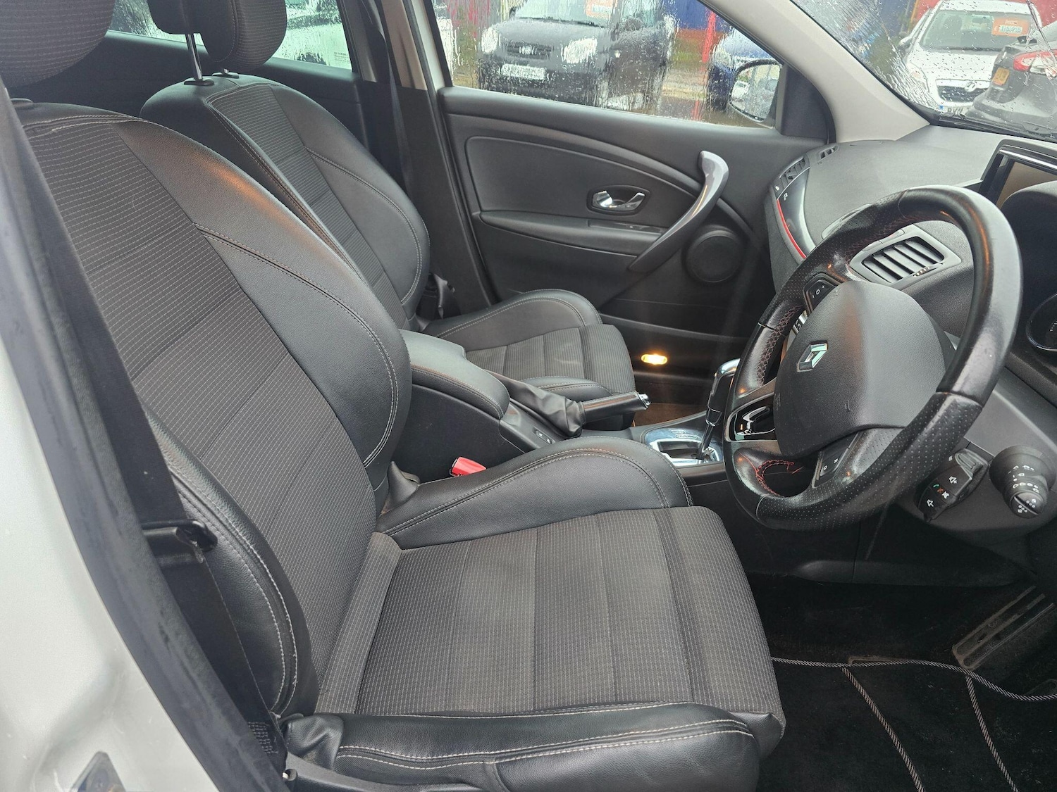 Used Renault Megane 2015 for sale - 76824795: Photo 12