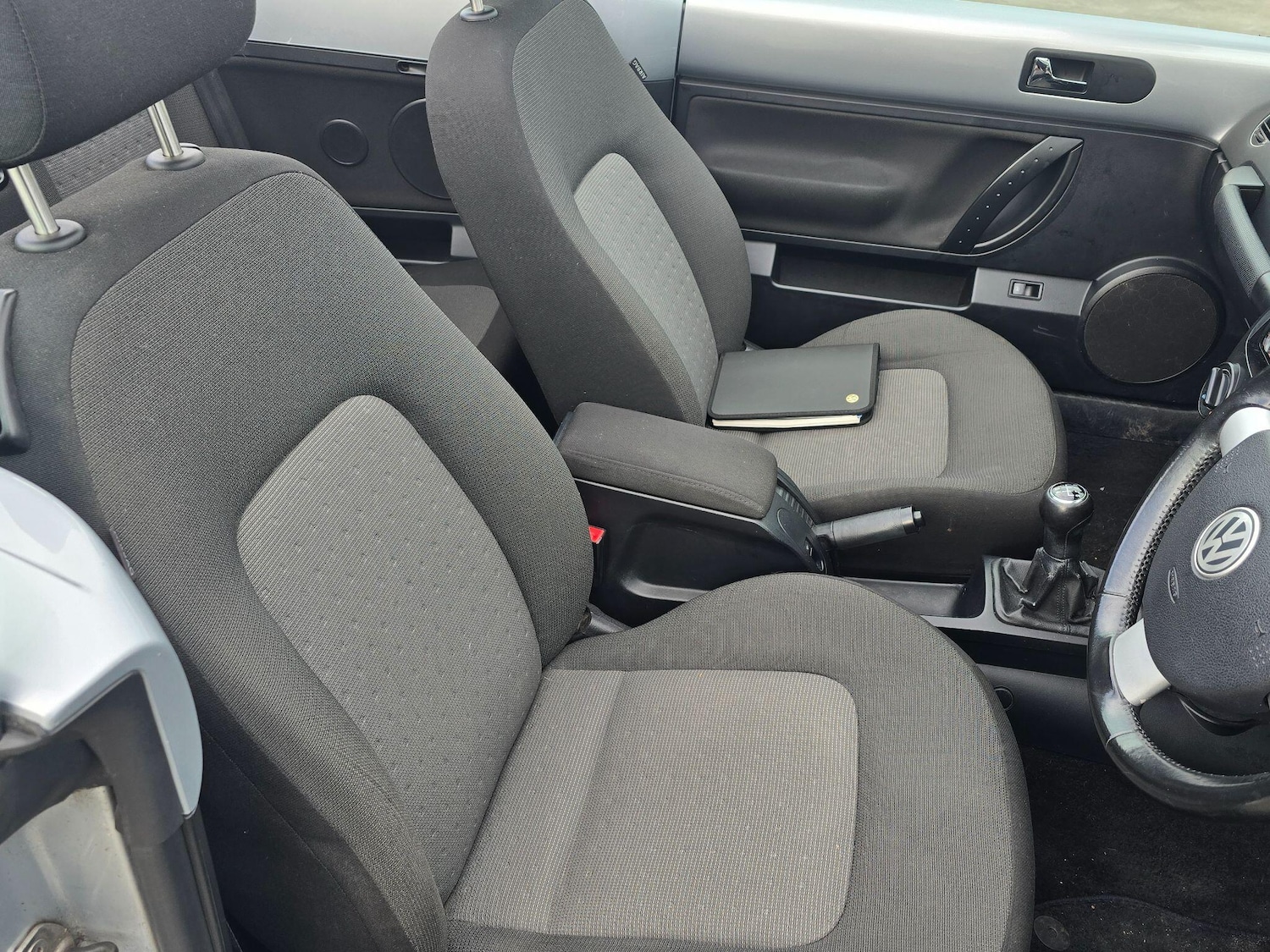 Used Volkswagen Beetle for sale - 77314665: Photo 11