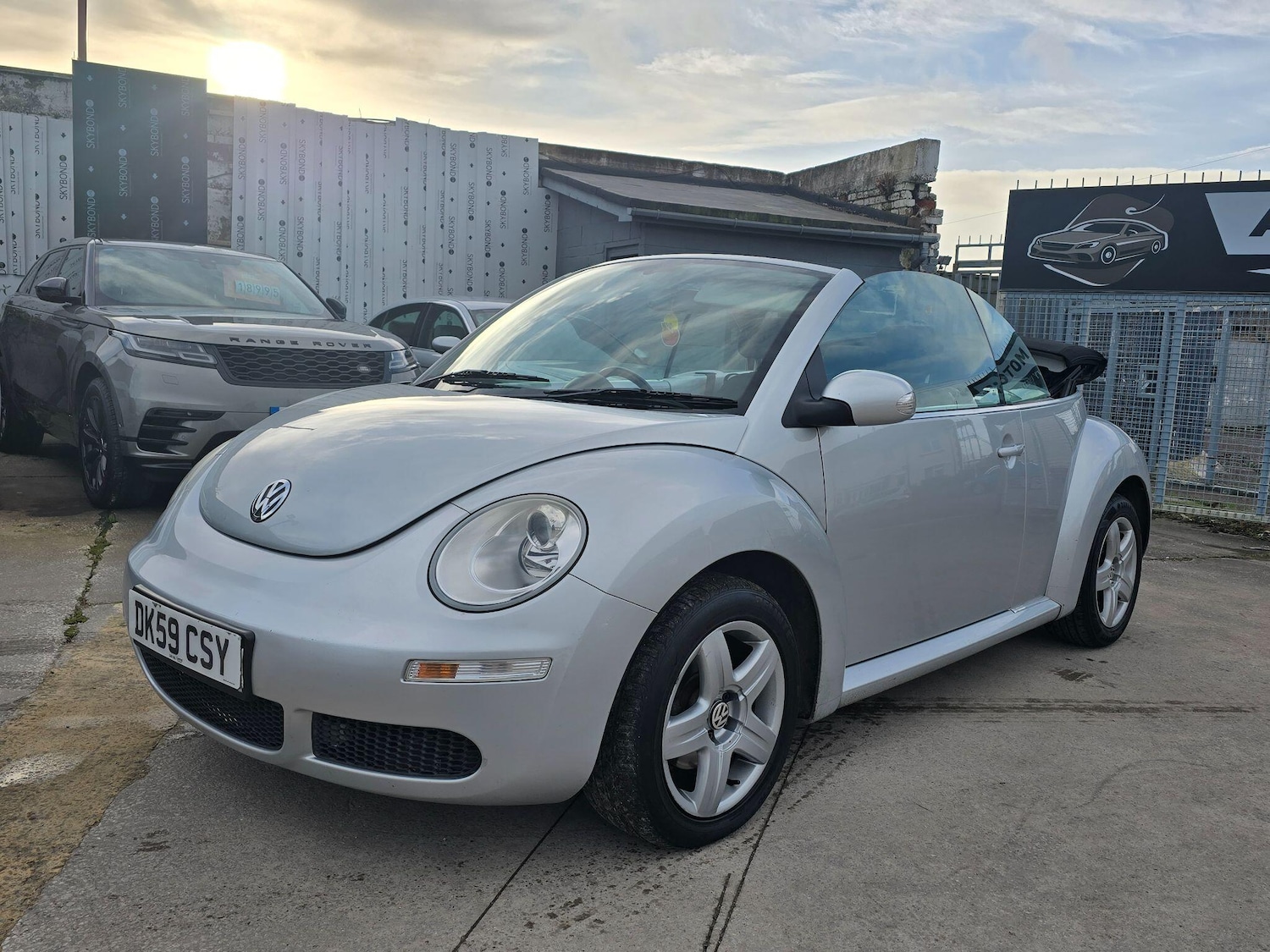 Used Volkswagen Beetle for sale - 77314665: Photo 3