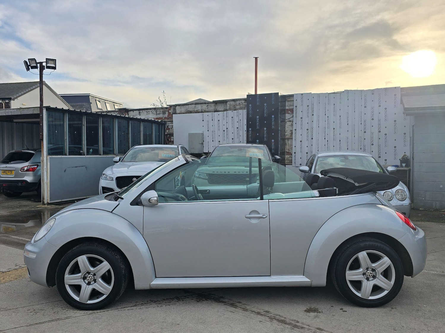 Used Volkswagen Beetle for sale - 77314665: Photo 4