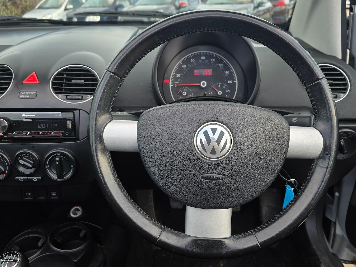 Used Volkswagen Beetle for sale - 77314665: Photo 8