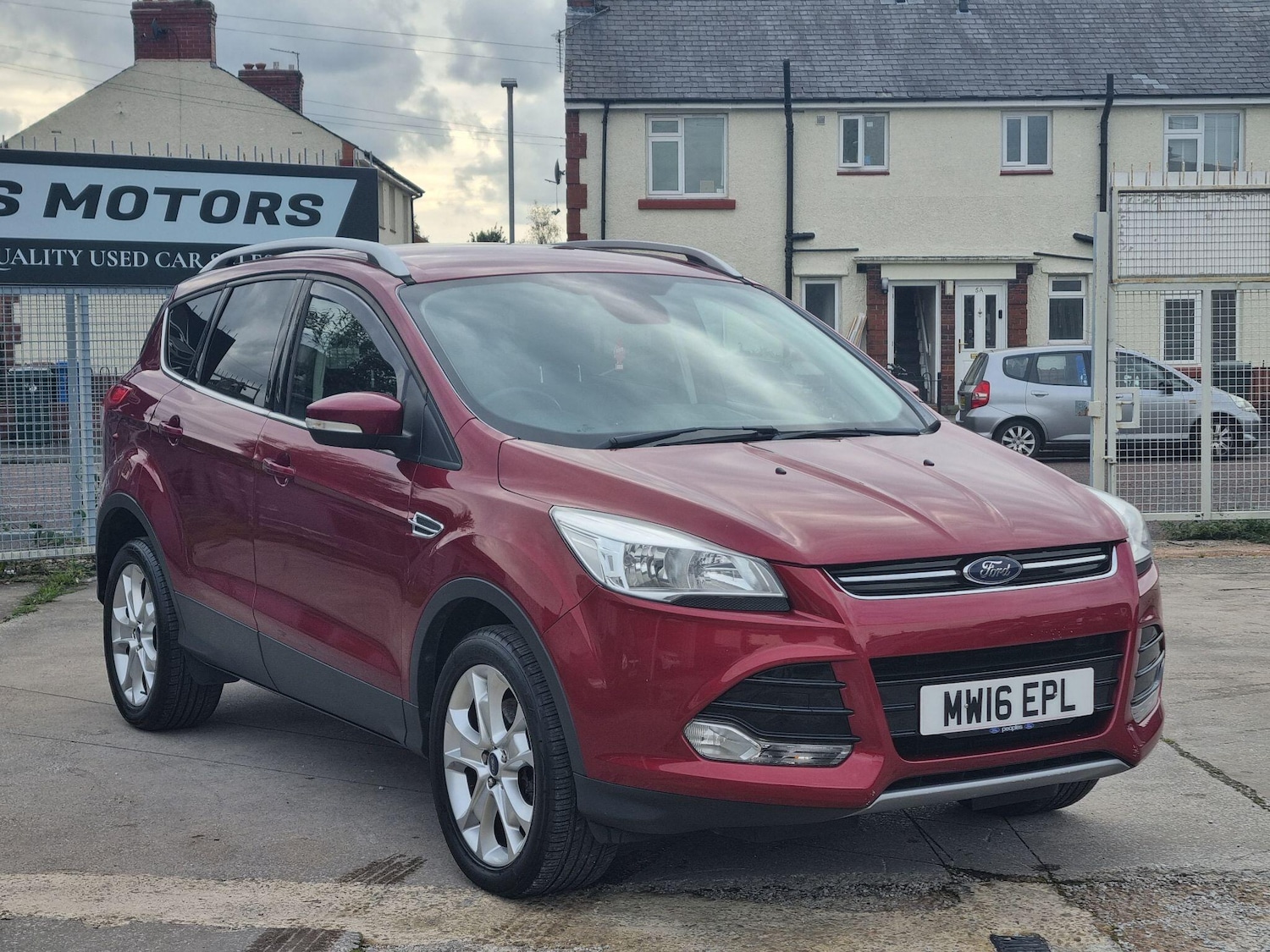 Used Ford Kuga 2016 for sale - 76371369: Photo 1