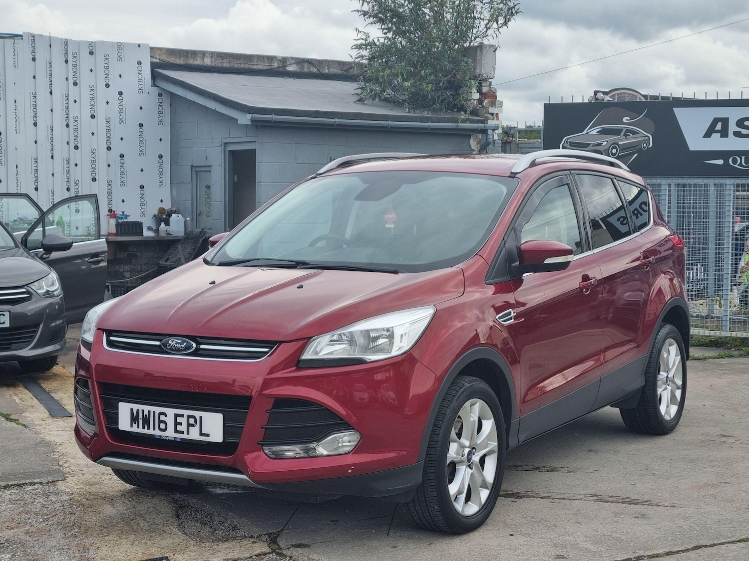 Used Ford Kuga 2016 for sale - 76371369: Photo 3