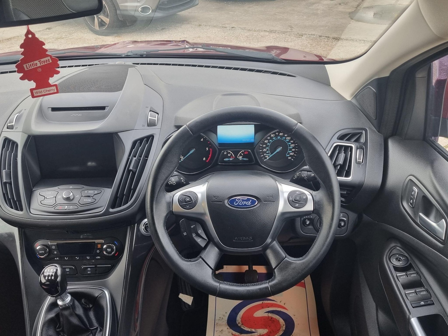 Used Ford Kuga 2016 for sale - 76371369: Photo 4