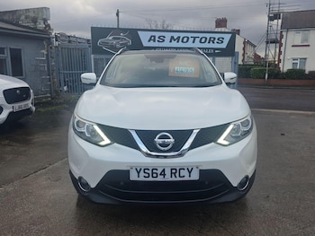 Used Nissan Qashqai 2015 for sale - 77229489: Photo