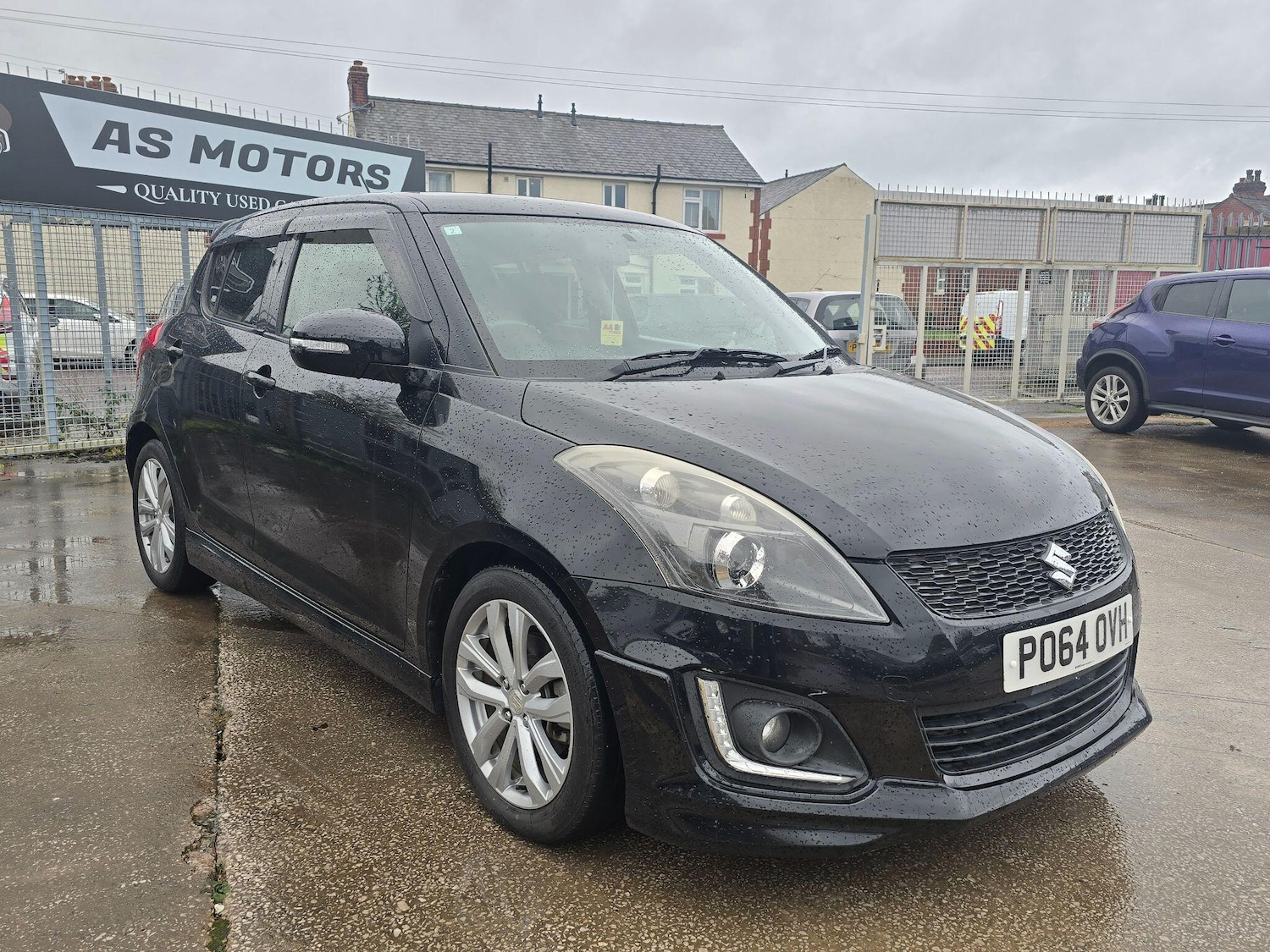 Used Suzuki Swift 2025 for sale - 76918536: Photo 1