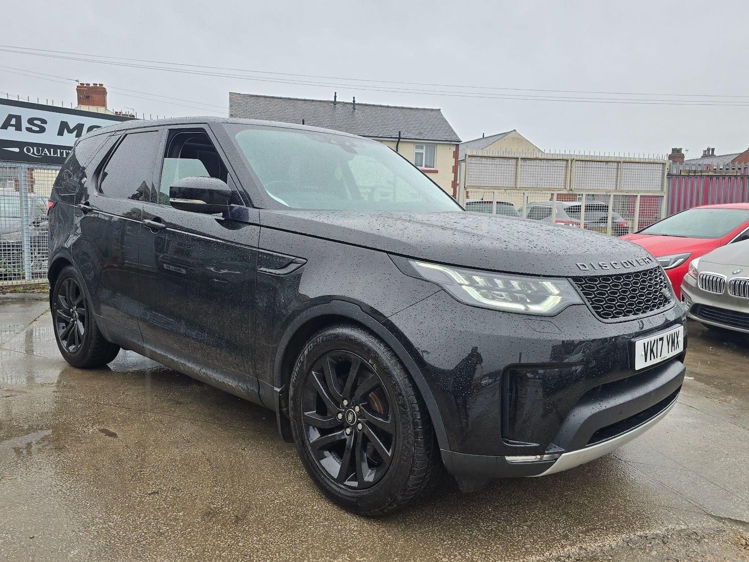 Used Land Rover Discovery 2017 for sale - 77625356: Photo 1