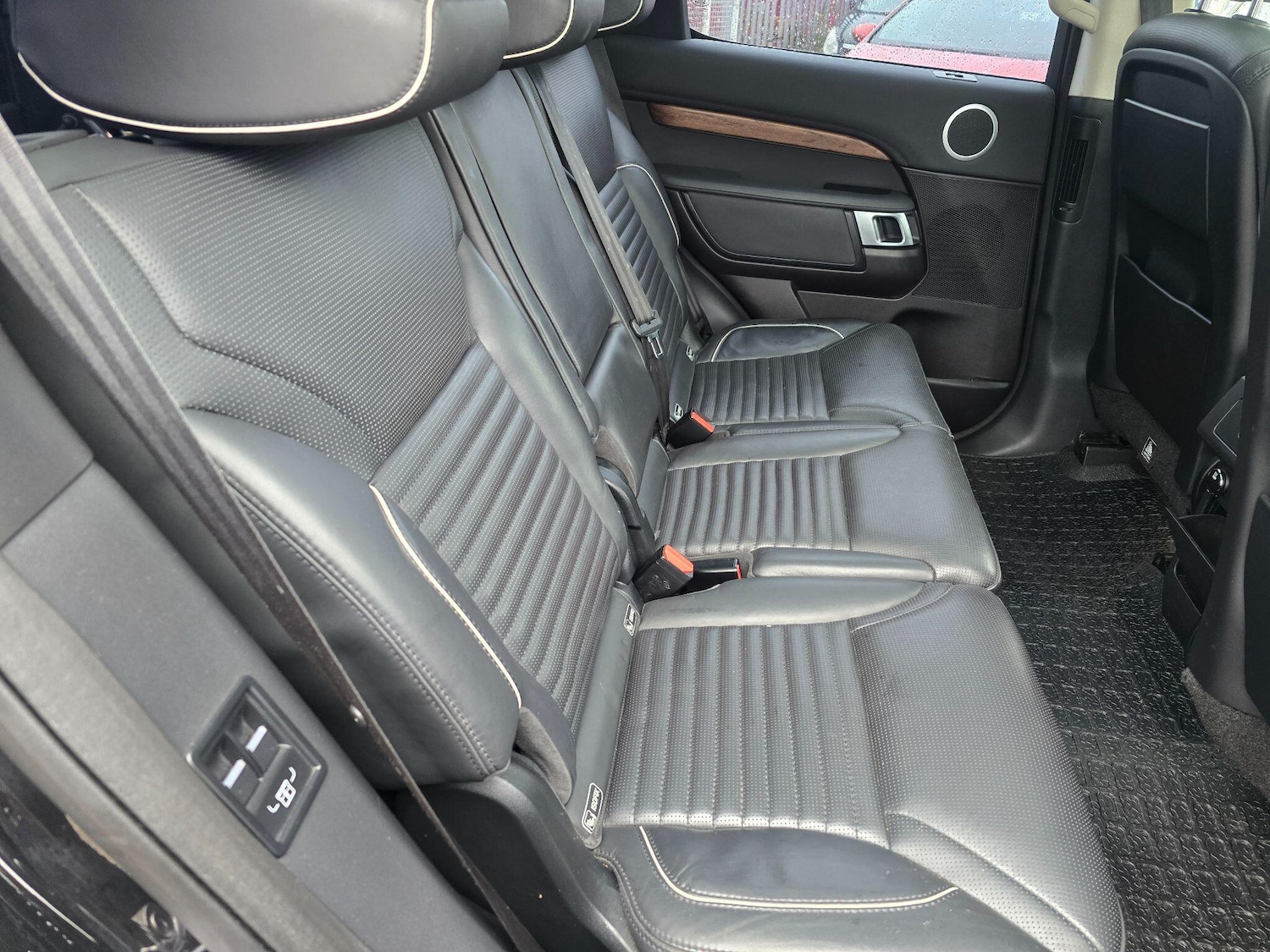 Used Land Rover Discovery 2017 for sale - 77625356: Photo 13