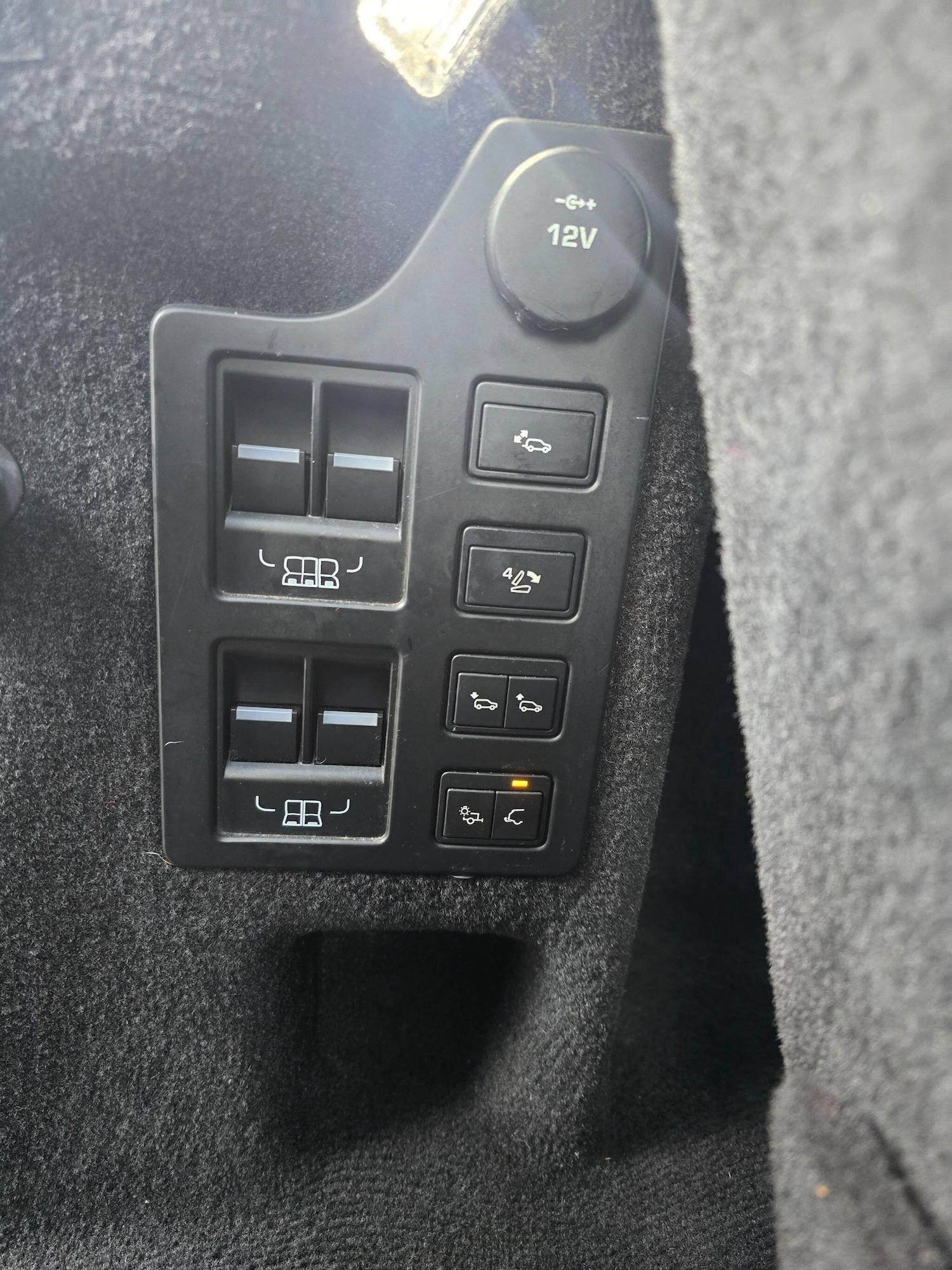 Used Land Rover Discovery 2017 for sale - 77625356: Photo 16