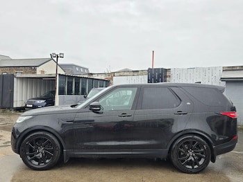 Used Land Rover Discovery 2017 for sale - 77625356: Photo