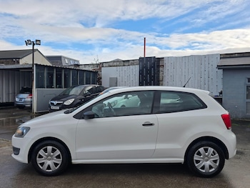 Used Volkswagen Polo 2011 for sale - 76592583: Photo
