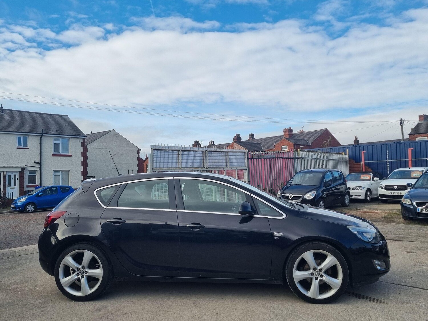 Used Vauxhall Astra for sale - 77709974: Photo 8