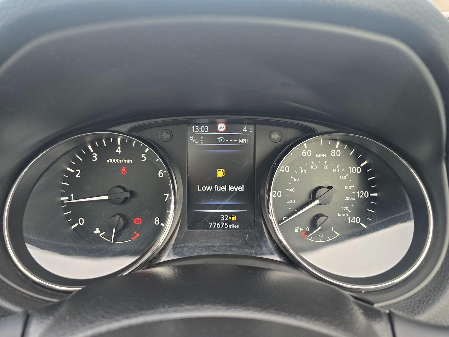 Used Nissan Qashqai 2014 for sale - 76832801: Photo 10