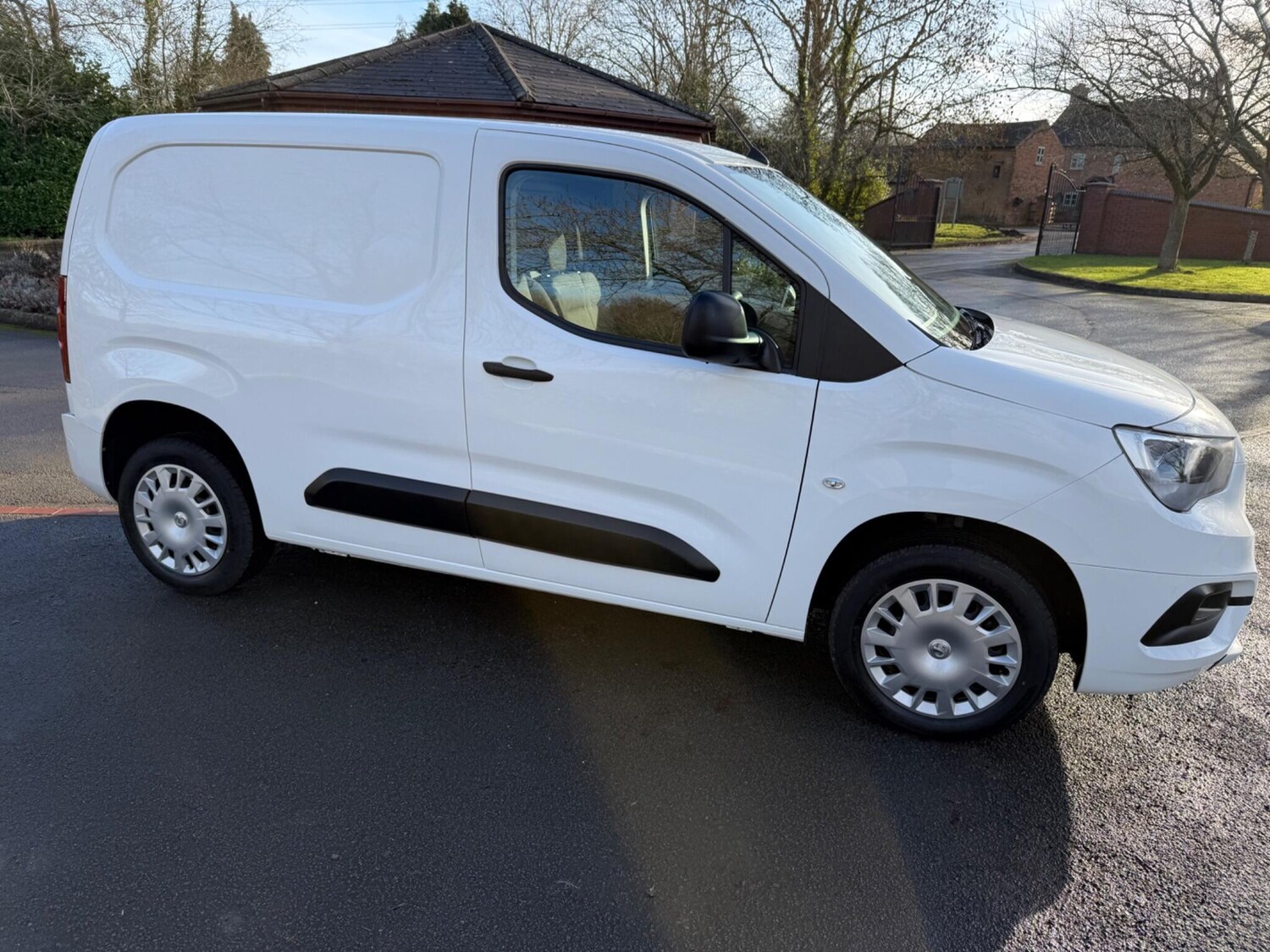 Used Vauxhall Combo 2022 for sale - 77304862: Photo 9