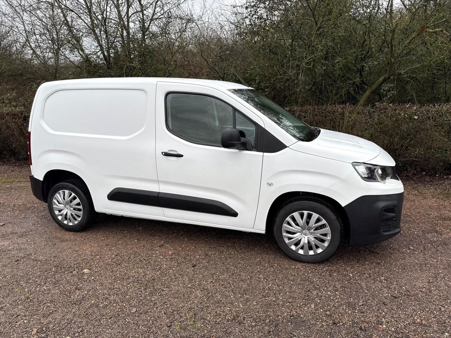 Used Peugeot Partner 2020 for sale - 77305698: Photo 10