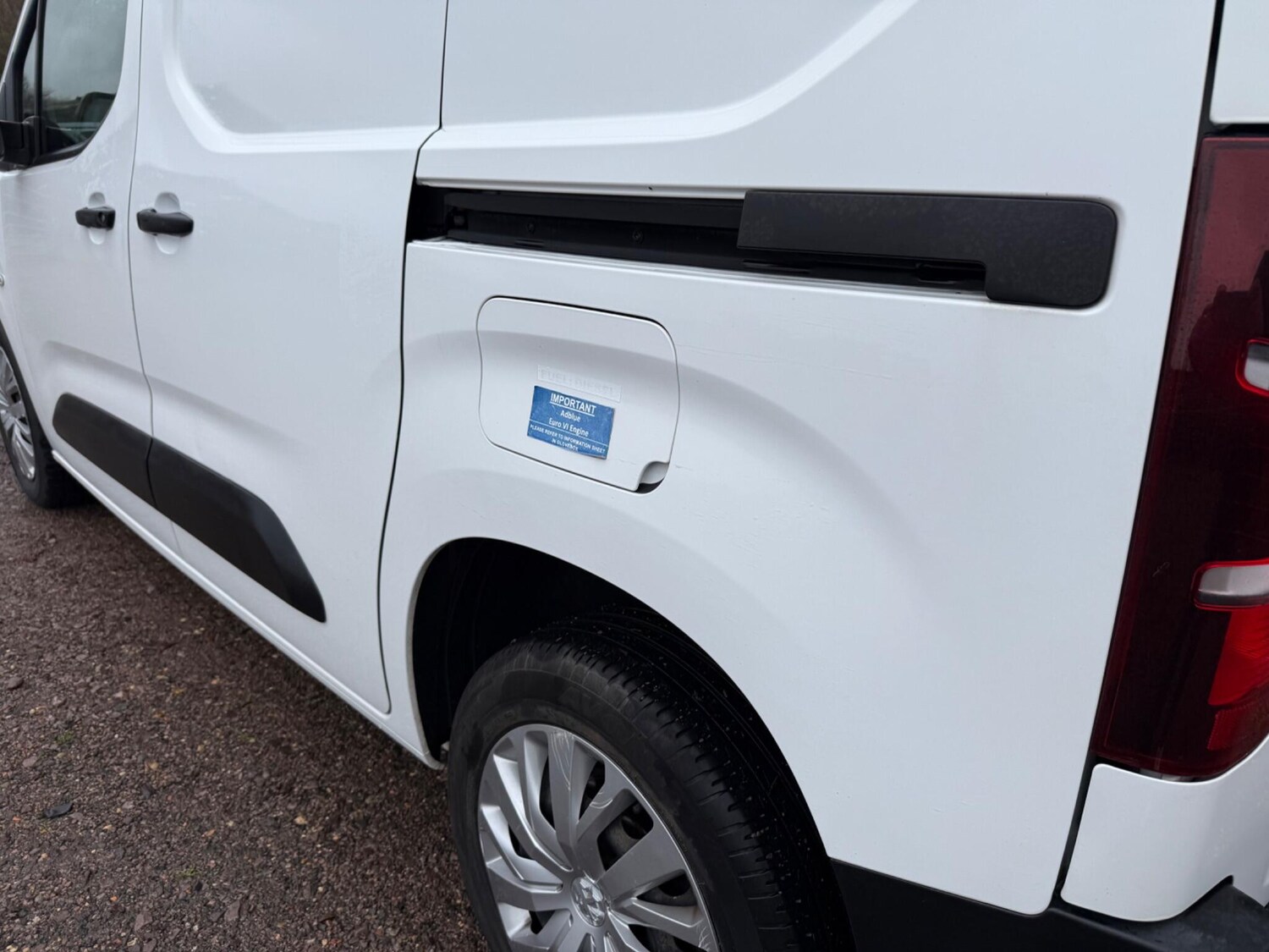 Used Peugeot Partner 2020 for sale - 77305698: Photo 23