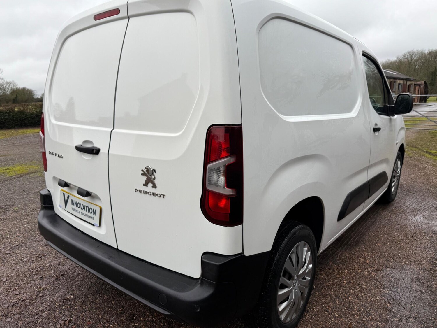 Used Peugeot Partner 2020 for sale - 77305698: Photo 26