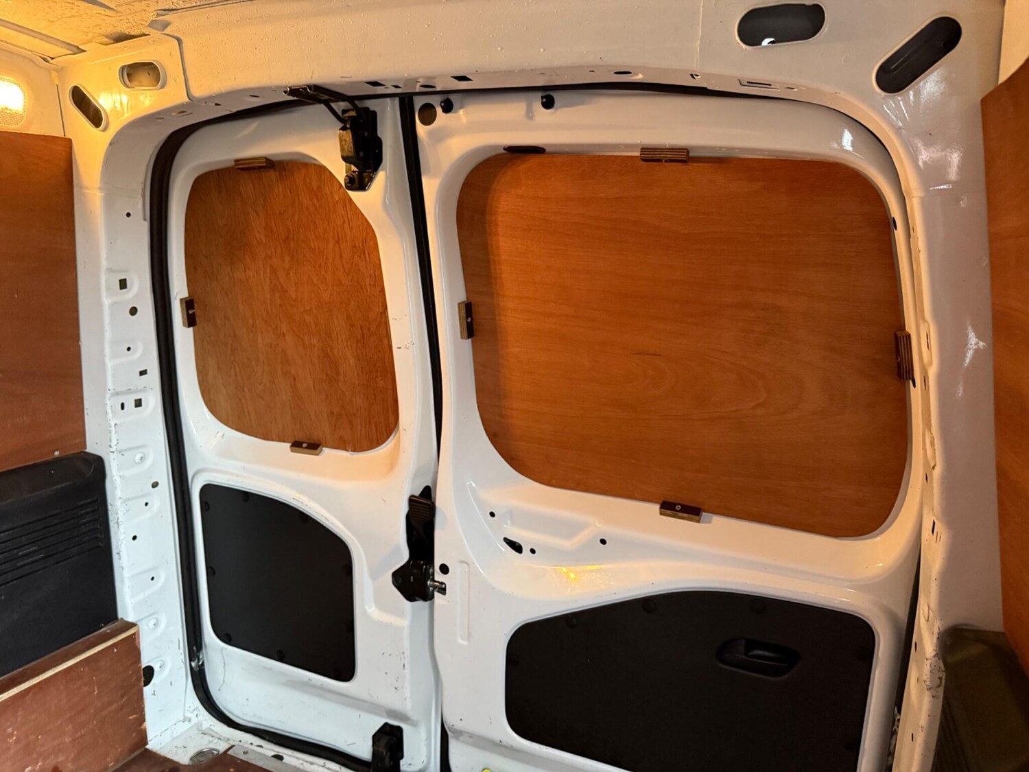 Used Peugeot Partner 2020 for sale - 77305698: Photo 37