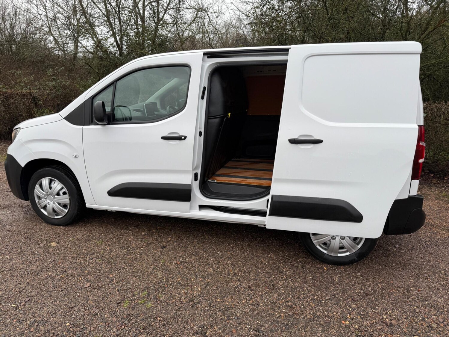 Used Peugeot Partner 2024 for sale - 77305744: Photo 16