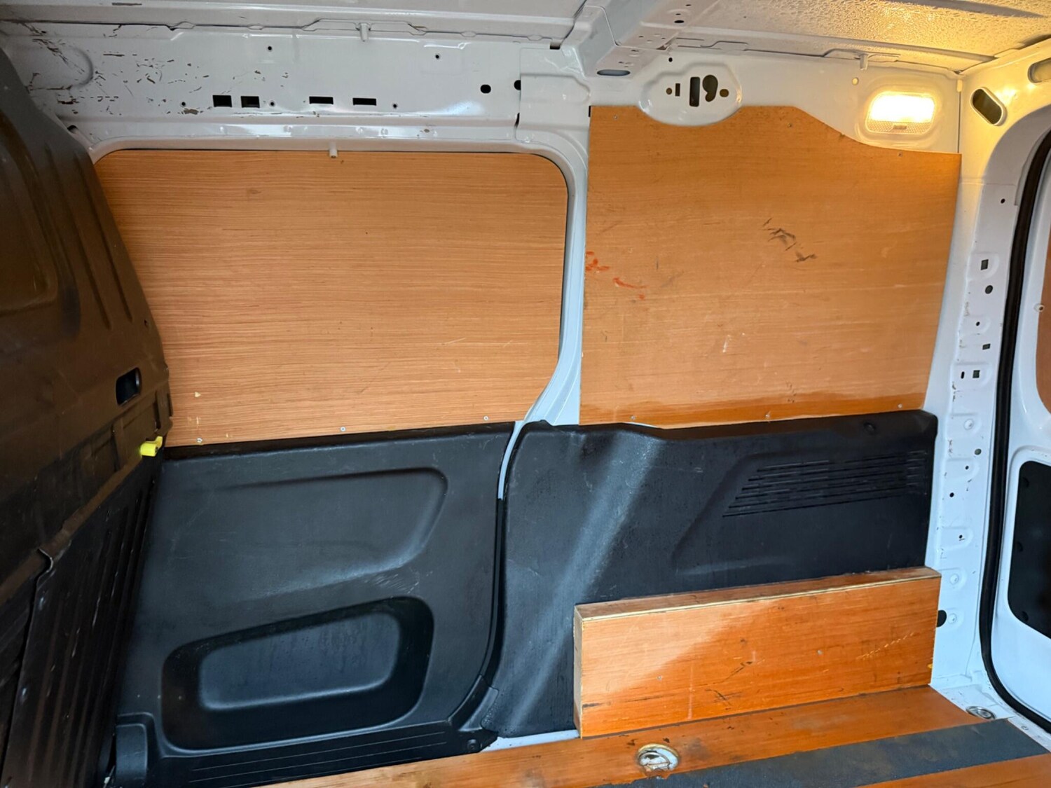 Used Peugeot Partner 2024 for sale - 77305744: Photo 37