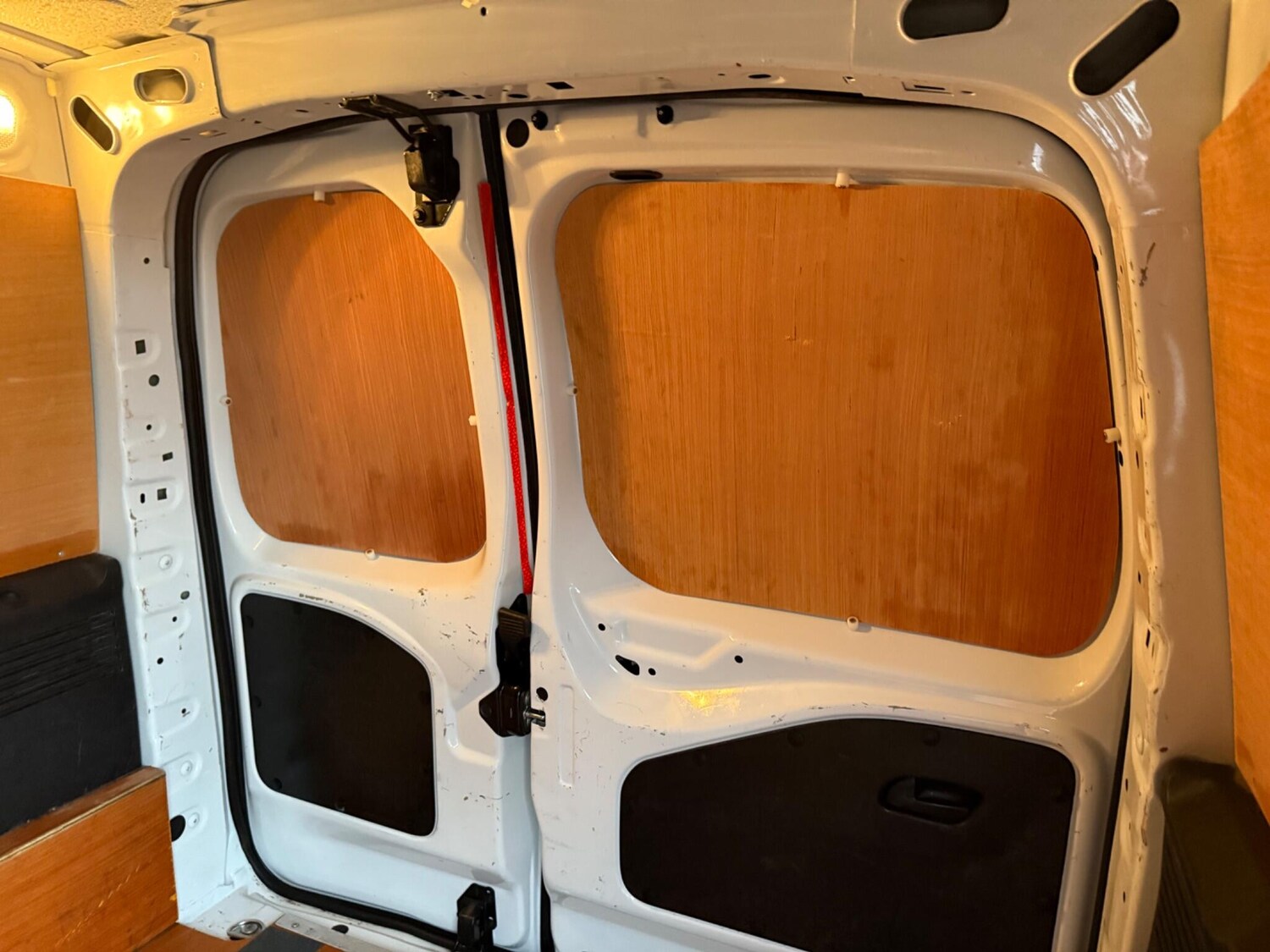 Used Peugeot Partner 2024 for sale - 77305744: Photo 38