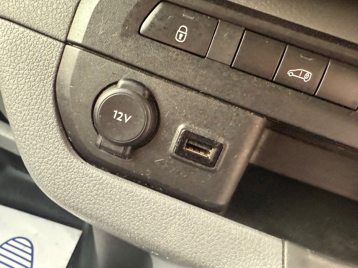 Used Vauxhall Vivaro for sale - 77784485: Photo 58