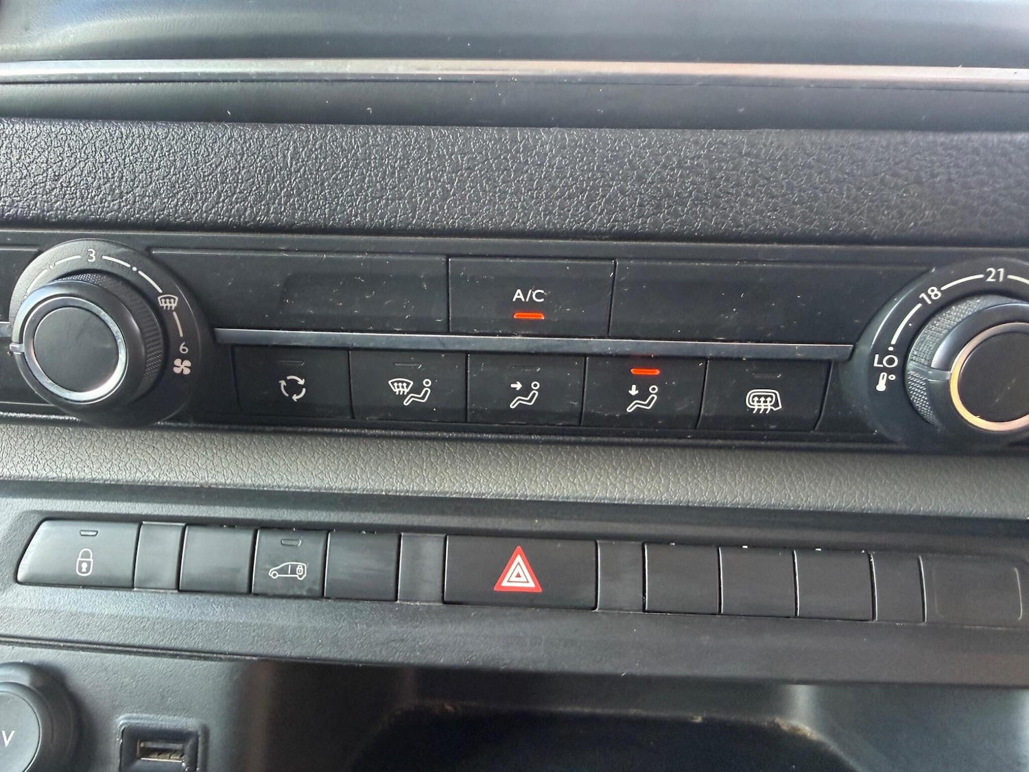 Used Vauxhall Vivaro 2020 for sale - 78086699: Photo 51