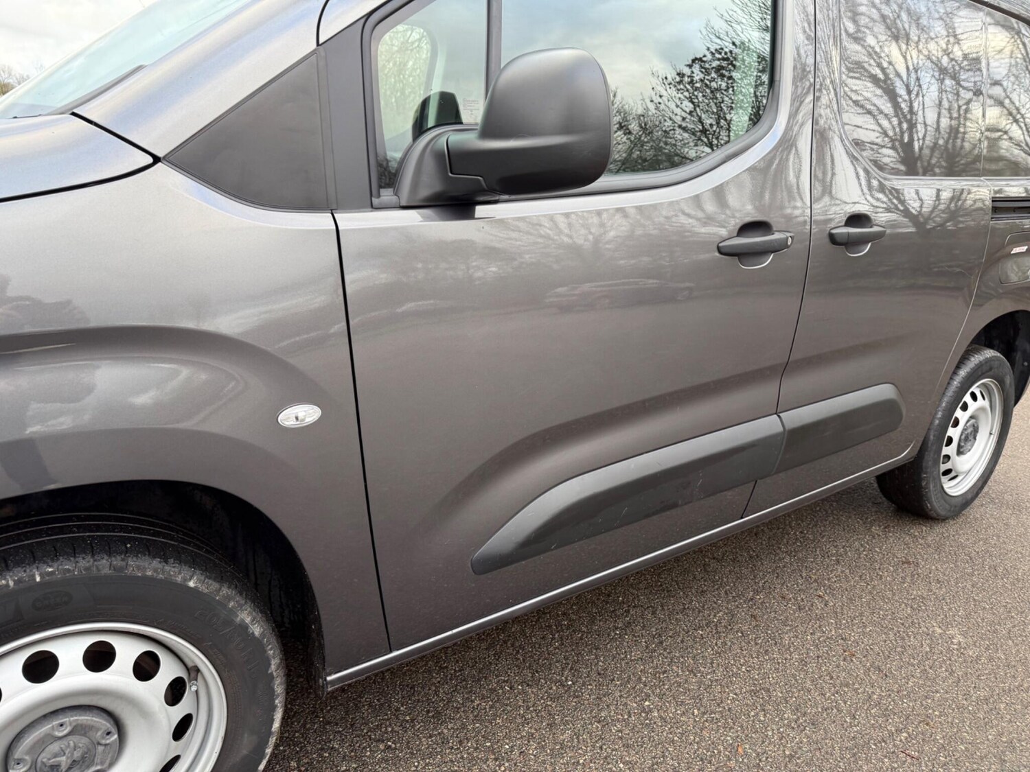 Used Peugeot Partner 2023 for sale - 77305201: Photo 11