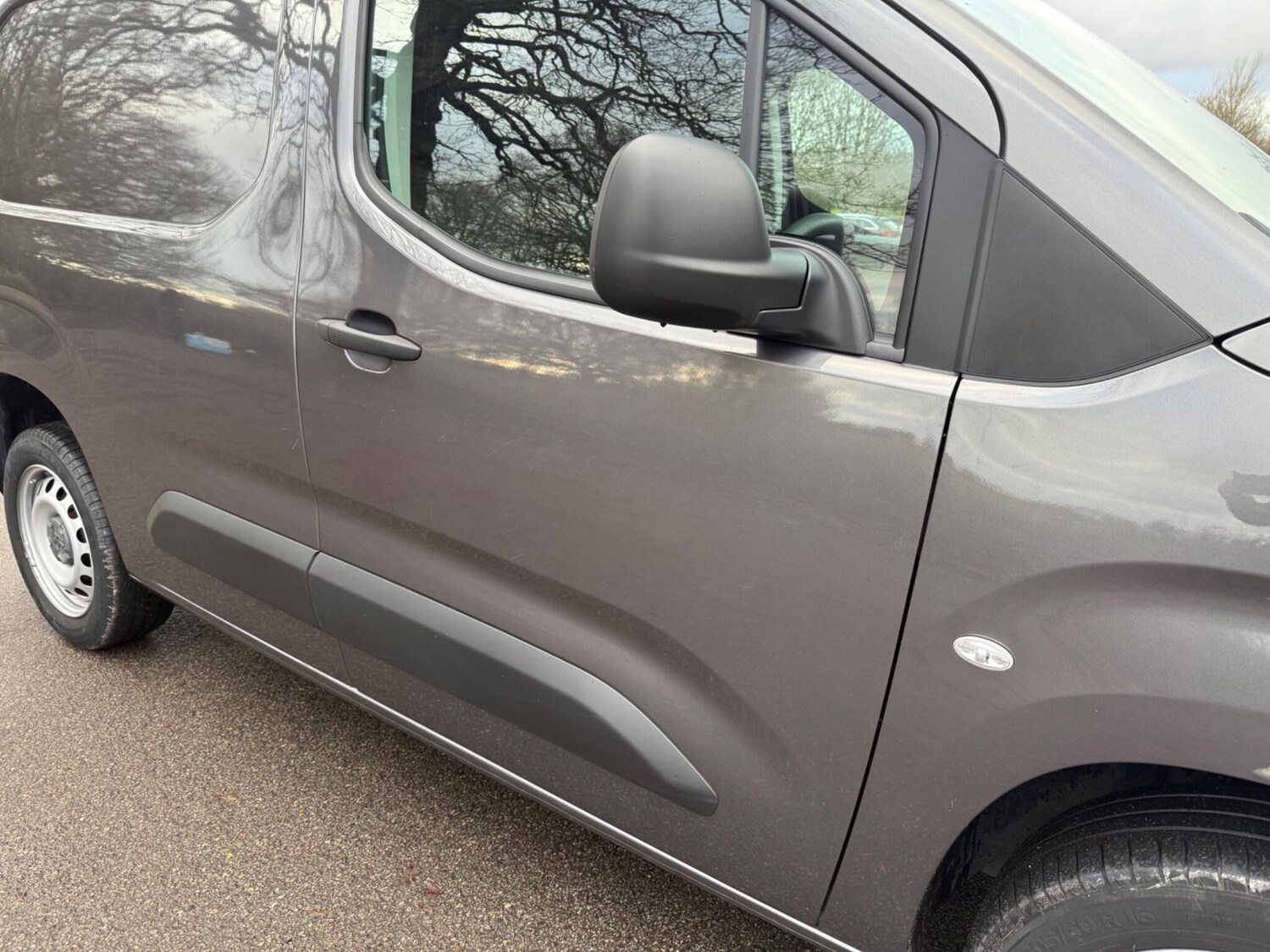 Used Peugeot Partner 2023 for sale - 77305201: Photo 18