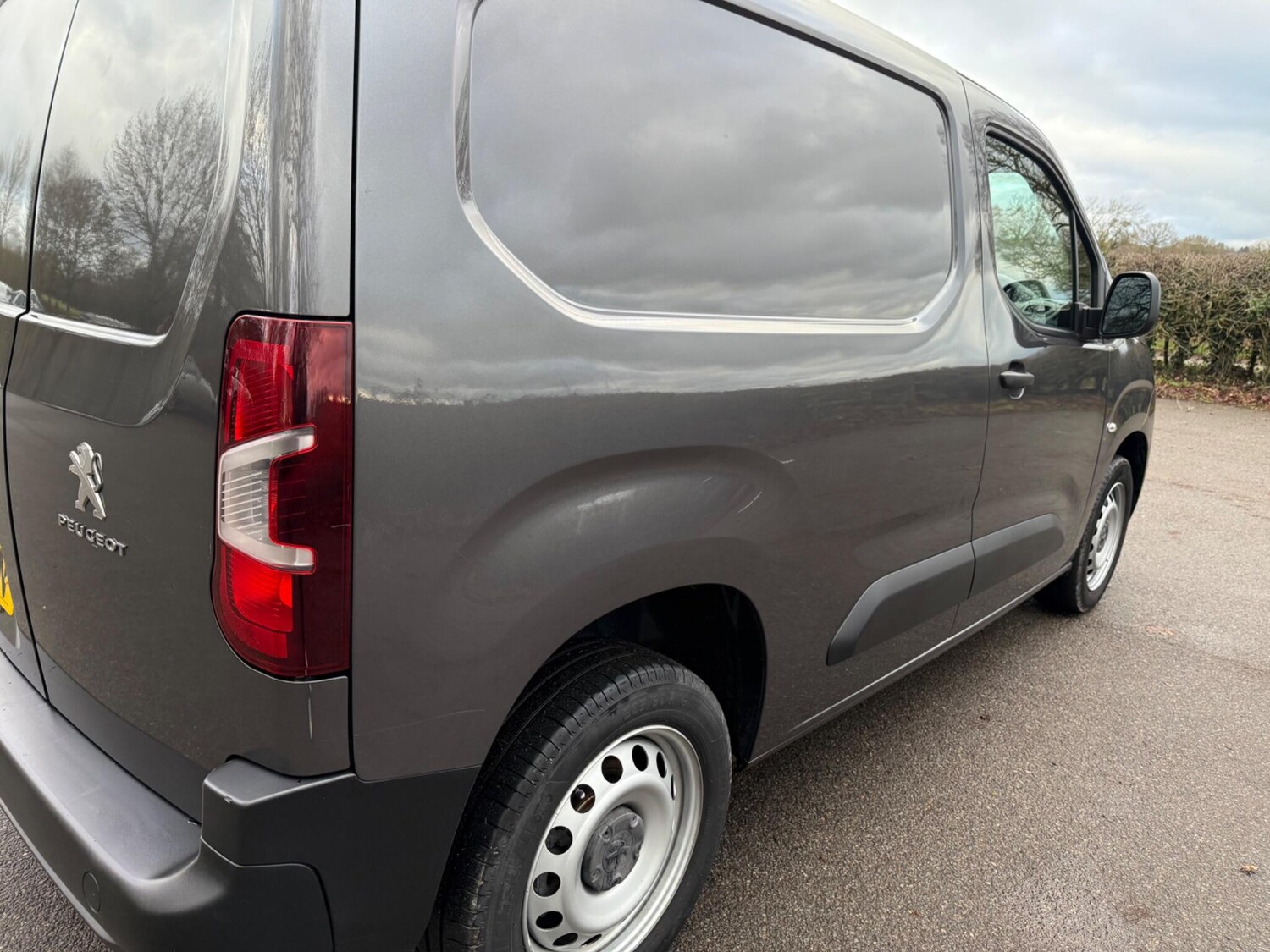 Used Peugeot Partner 2023 for sale - 77305201: Photo 30