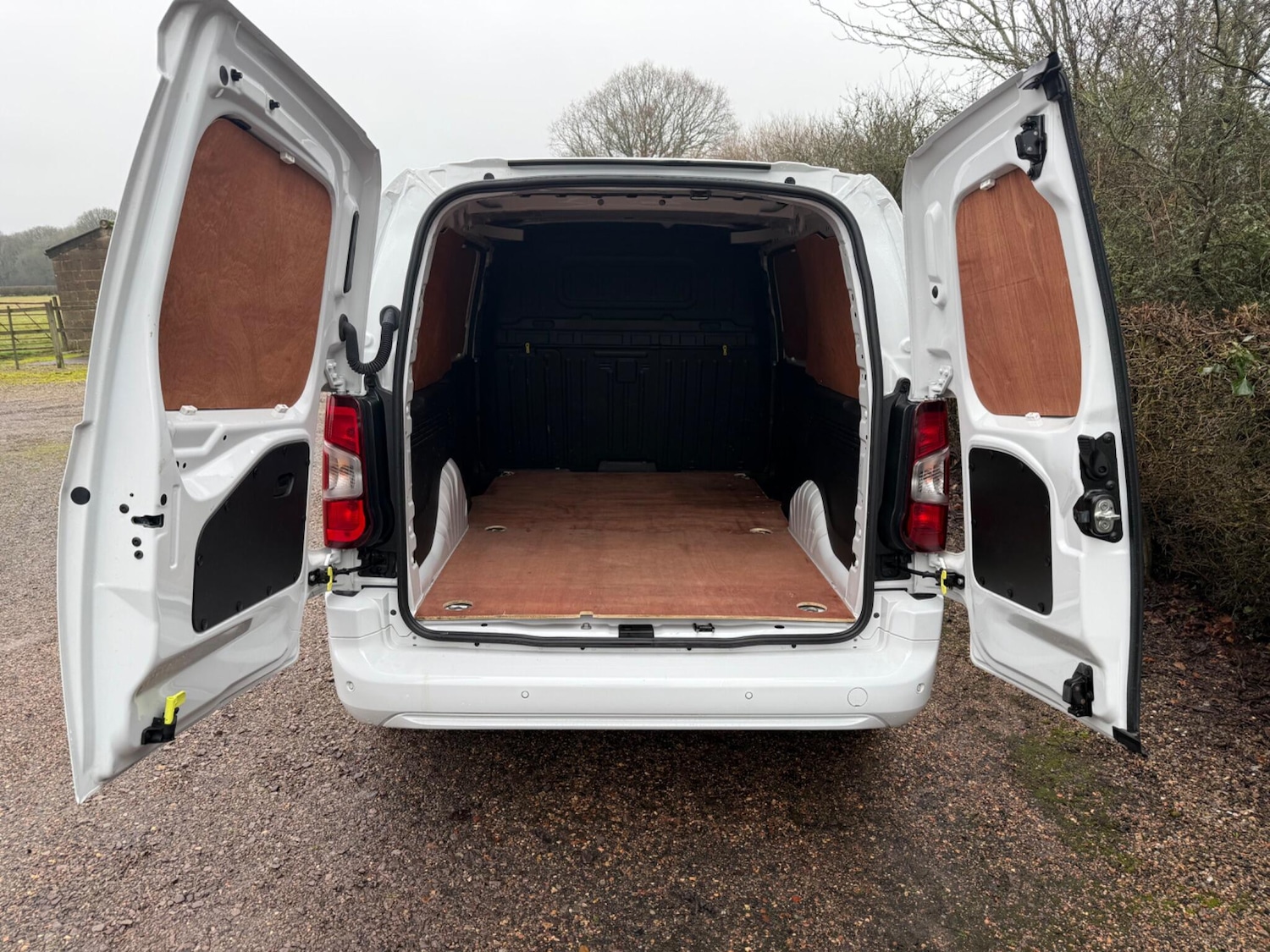 Used Vauxhall Combo 2022 for sale - 77305960: Photo 37