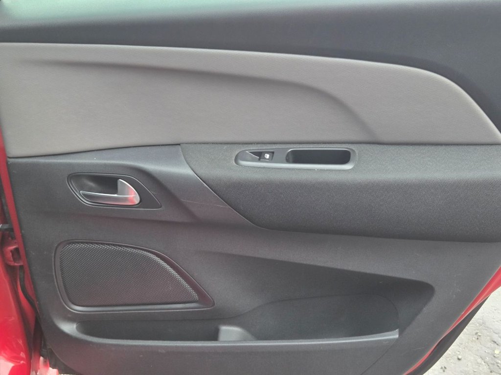 Used Citroen C4 Picasso 2015 for sale - 76703737: Photo 15